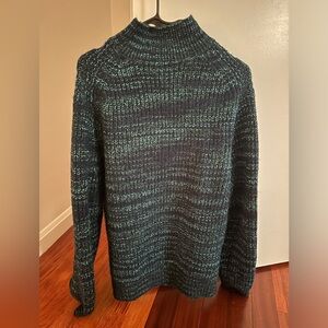 Vince men’s knitted wool sweater. Navy and turquoise knit. Worn once. Size XXL.
